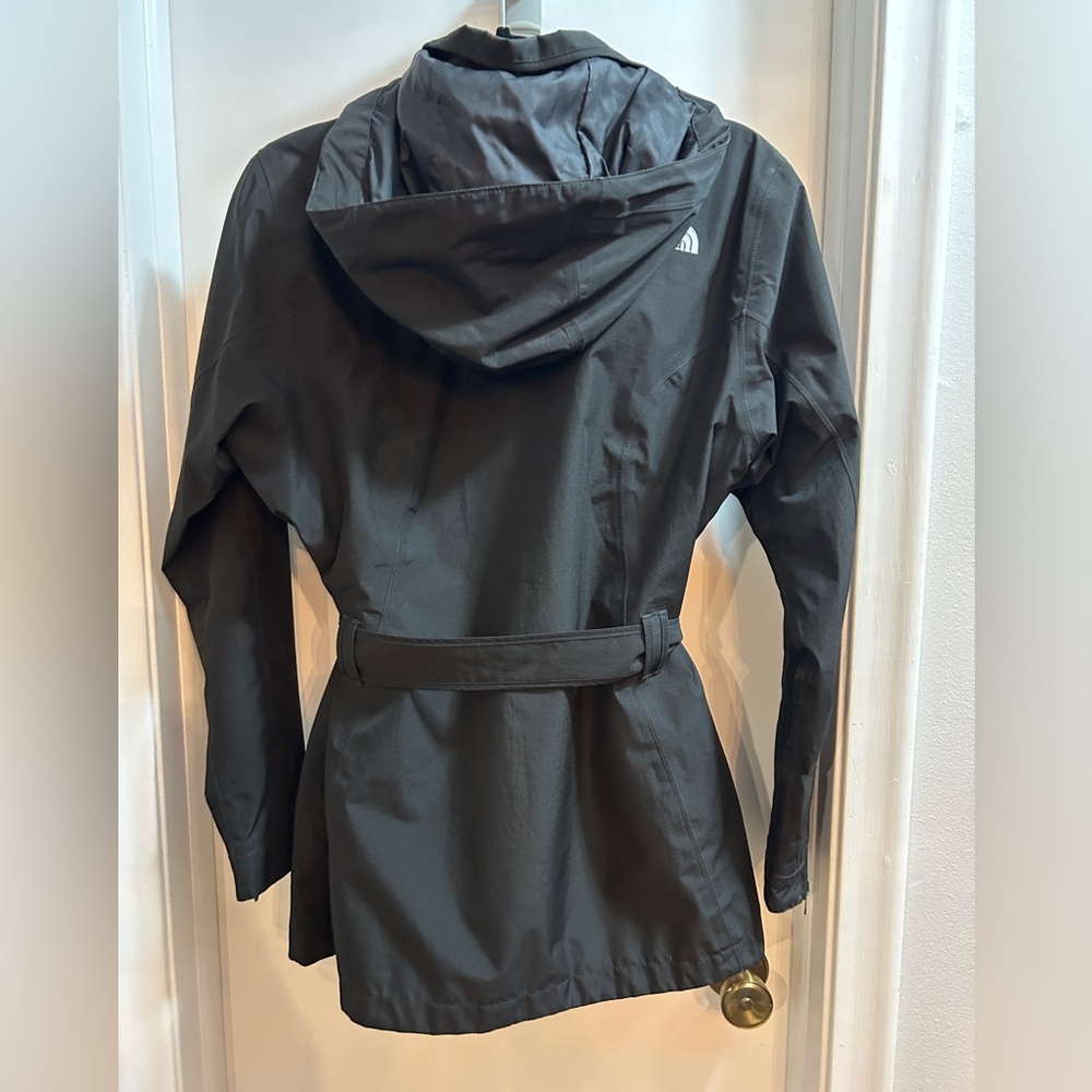The North Face Women's L Black HyVent Belted Rain Trench Coat Jacket Hooded - Picture 2 of 7